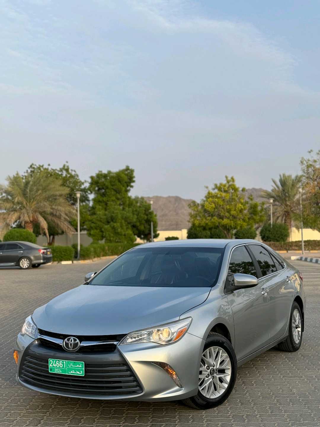 Car Image 2017 TOYOTA CAMRY SE