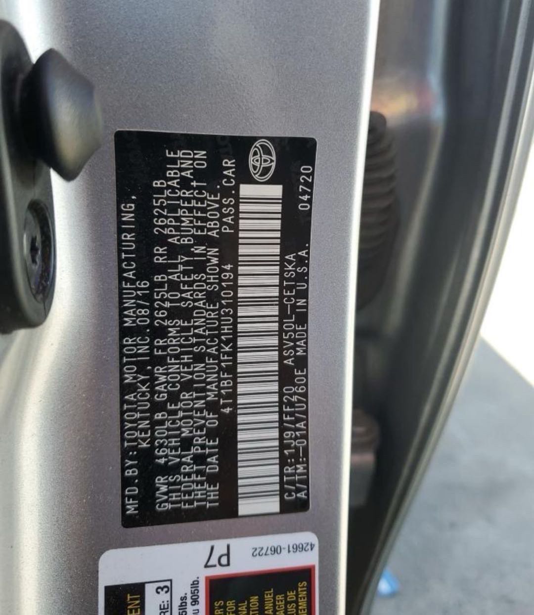 Car Image 2017 TOYOTA CAMRY