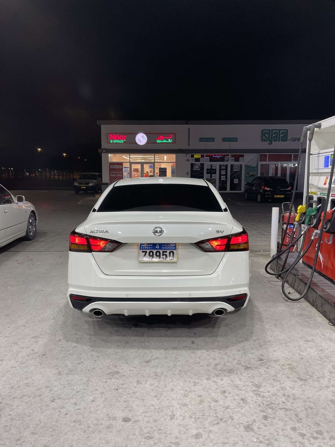 Car Image 2019 NISSAN ALTIMA SV
