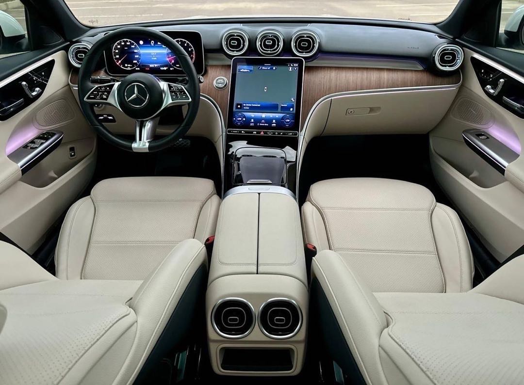 MERCEDES C Class 2024