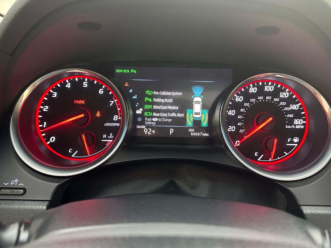 Car Image 2018 TOYOTA CAMRY XSE