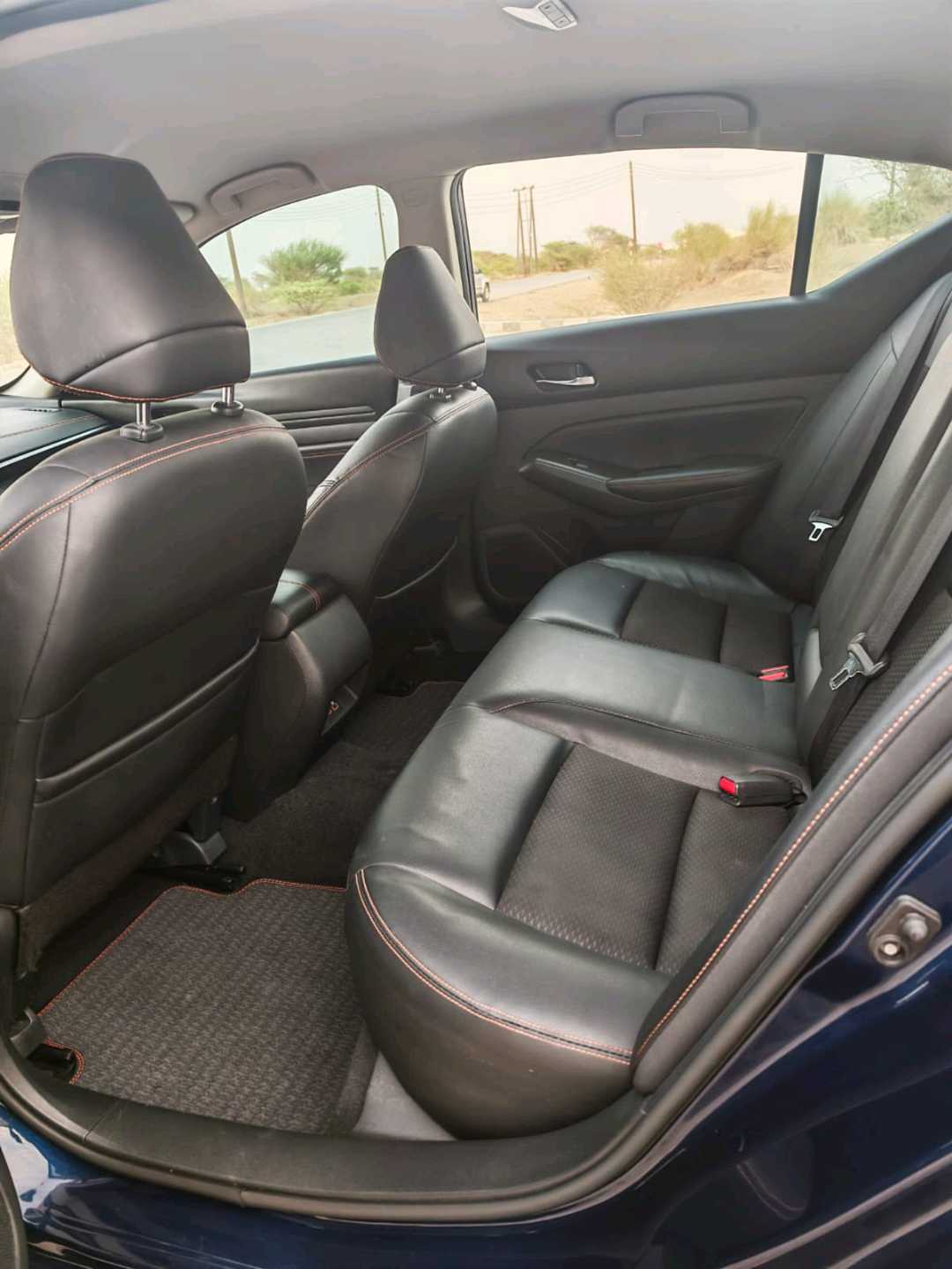 Car Image 2021 NISSAN ALTIMA SR