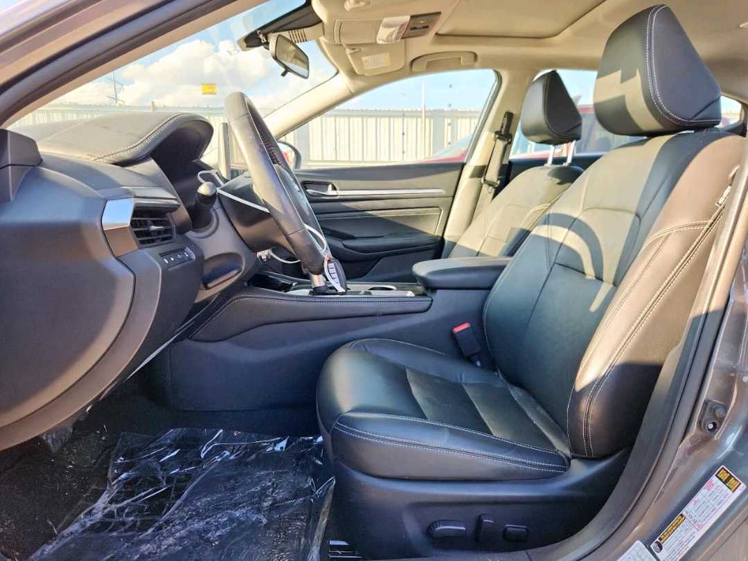 Car Image 2023 NISSAN ALTIMA