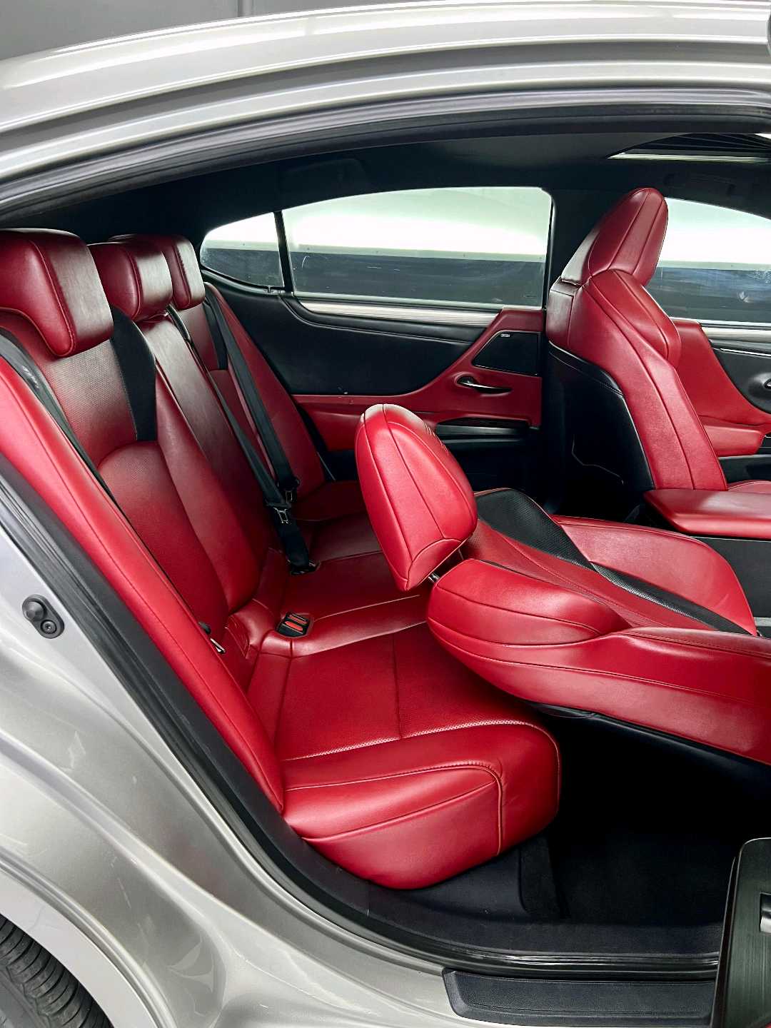 Car Image 2019 LEXUS ES 350
