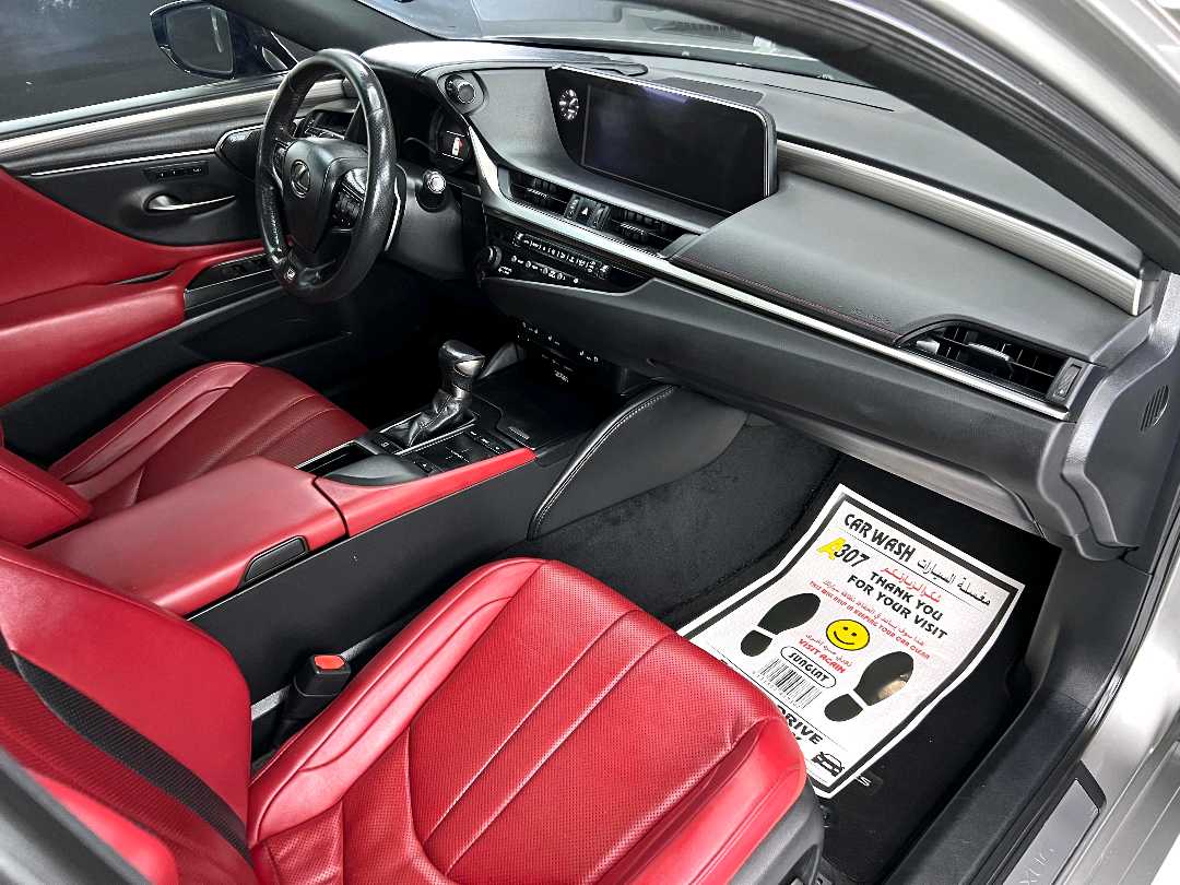 Car Image 2019 LEXUS ES 350
