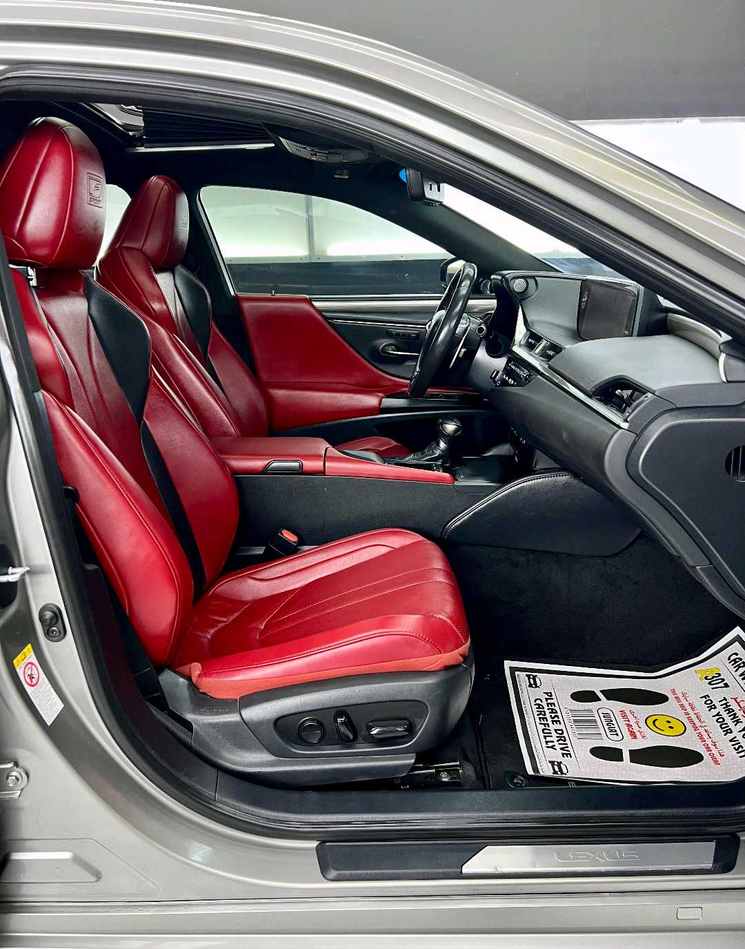 Car Image 2019 LEXUS ES 350