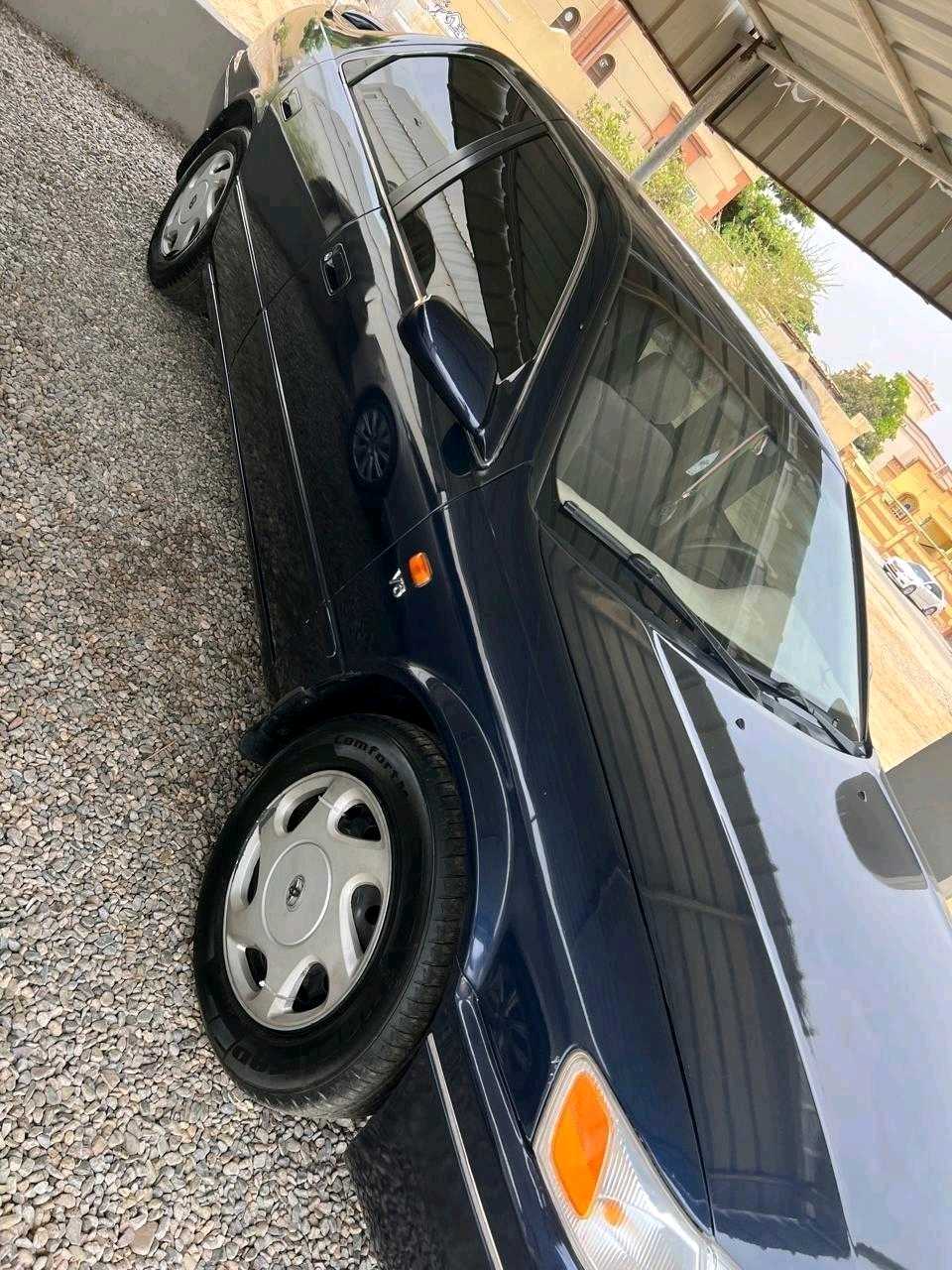 Car Image 1999 TOYOTA CAMRY LE