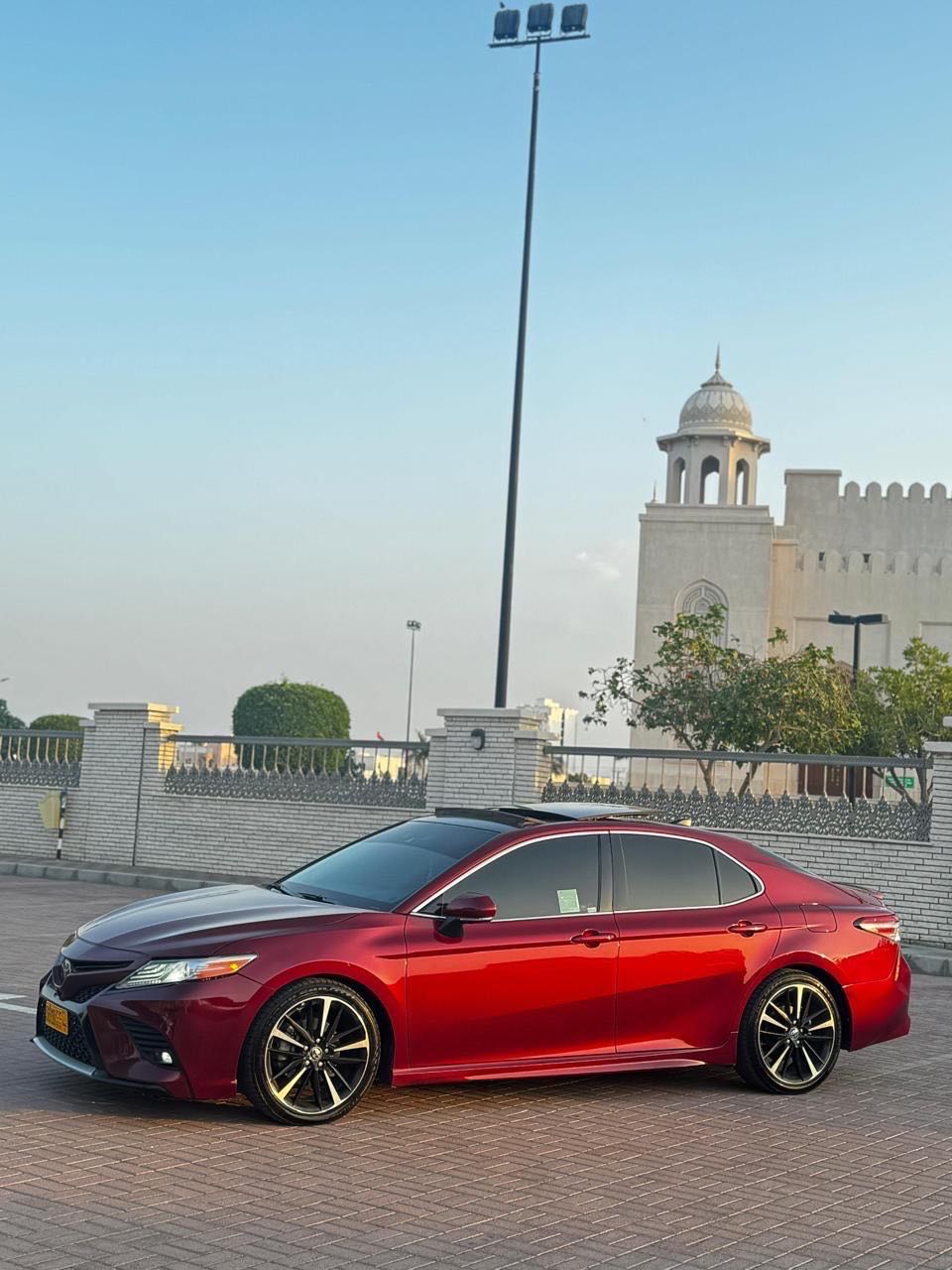 Car Image 2018 TOYOTA CAMRY XSE