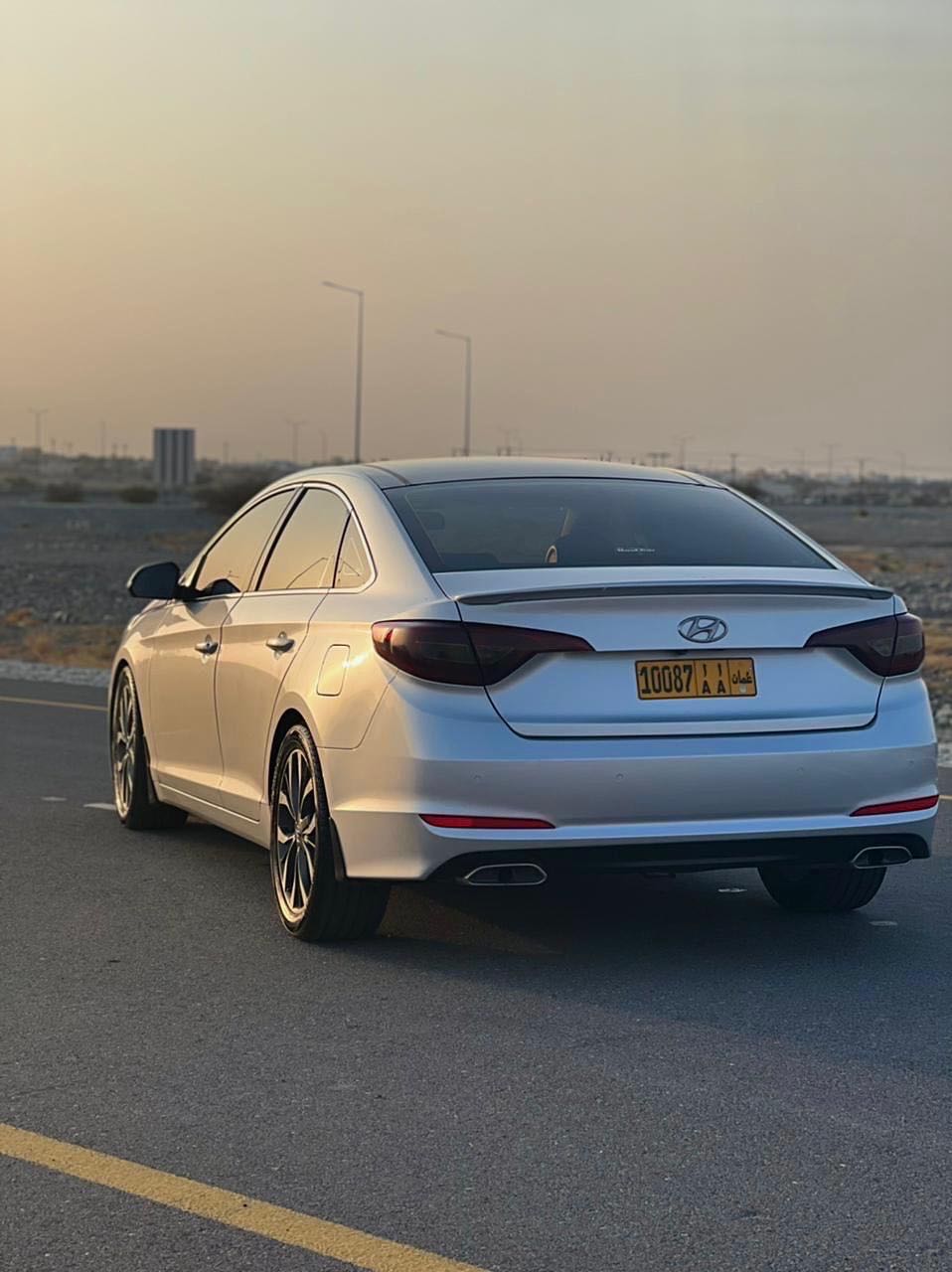 Car Image 2015 HYUNDAI SONATA LIMITED