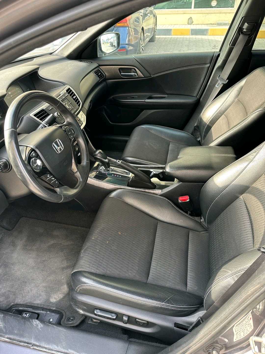 Car Image 2017 HONDA ACCORD SPORT
