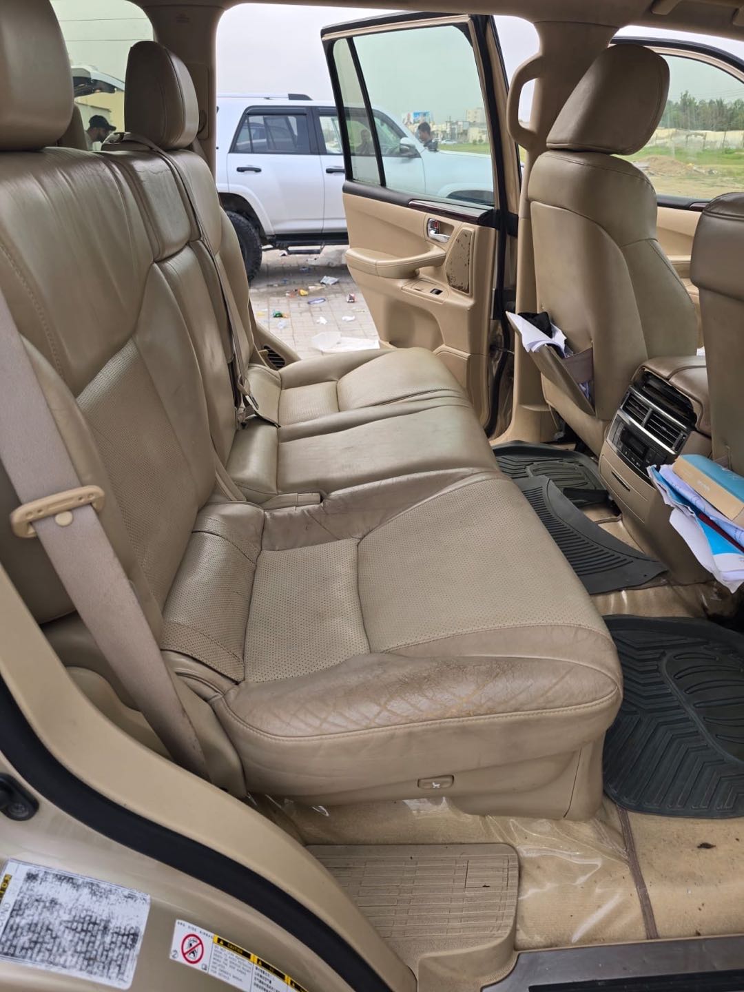 Car Image 2008 LEXUS LX 570