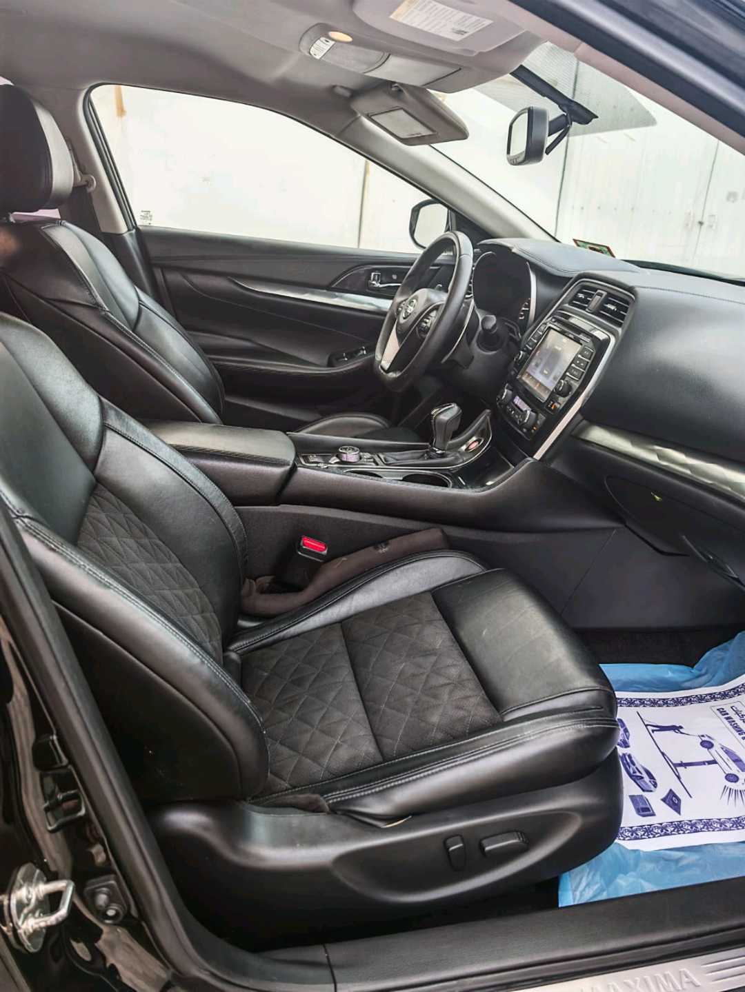Car Image 2018 NISSAN MAXIMA 
