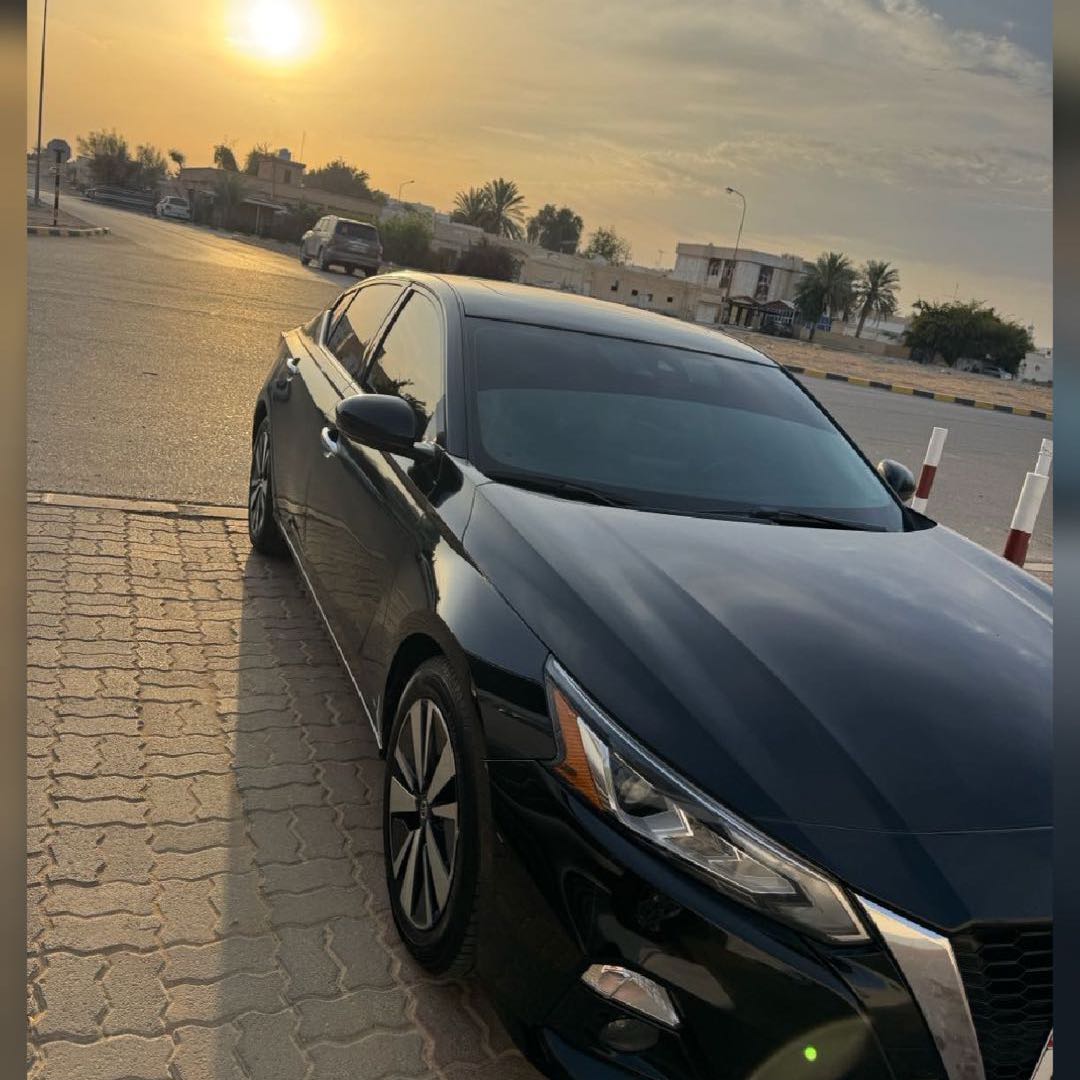 Car Image 2019 NISSAN ALTIMA SL