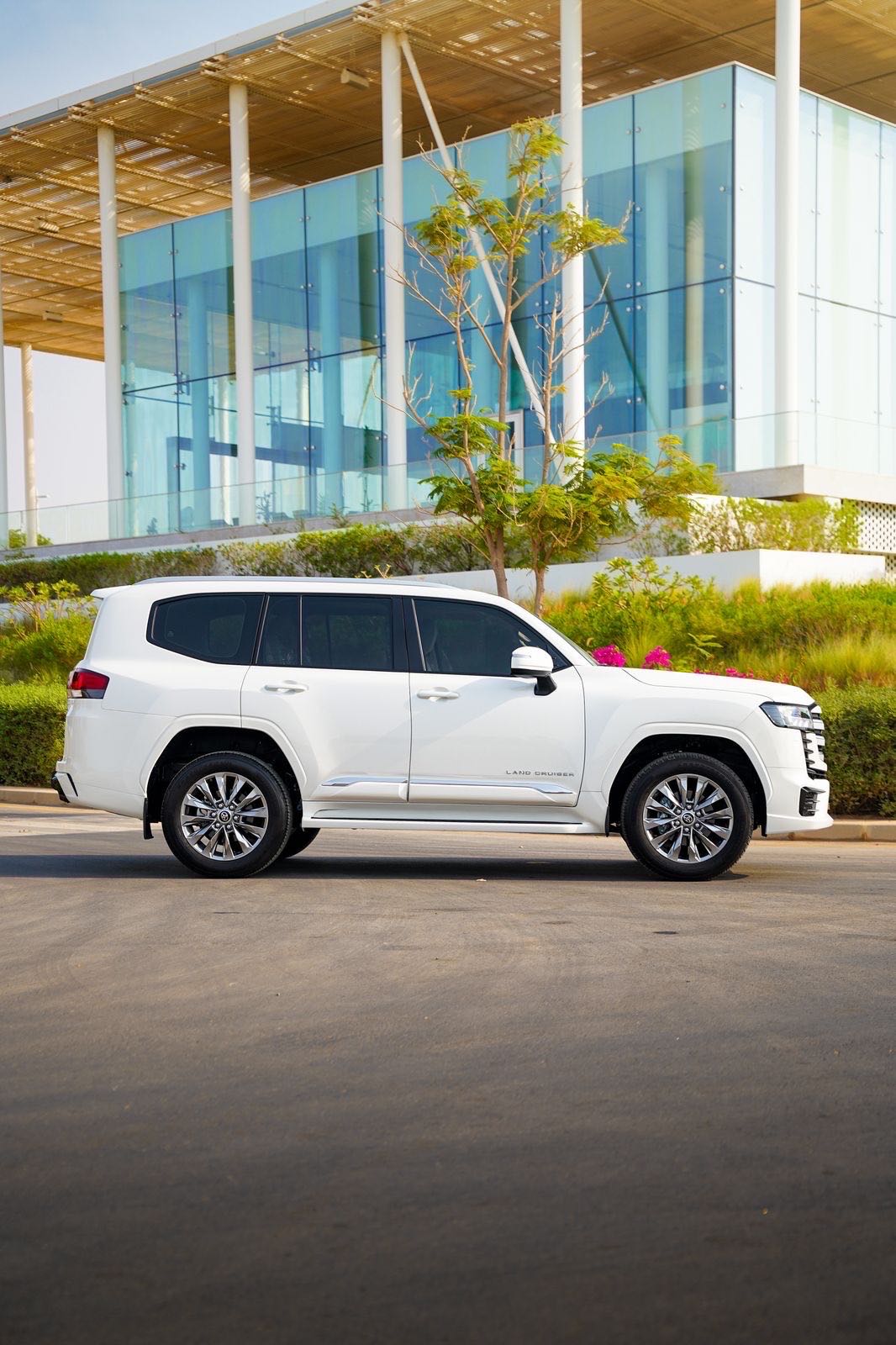 TOYOTA LAND CRUISER 2025
