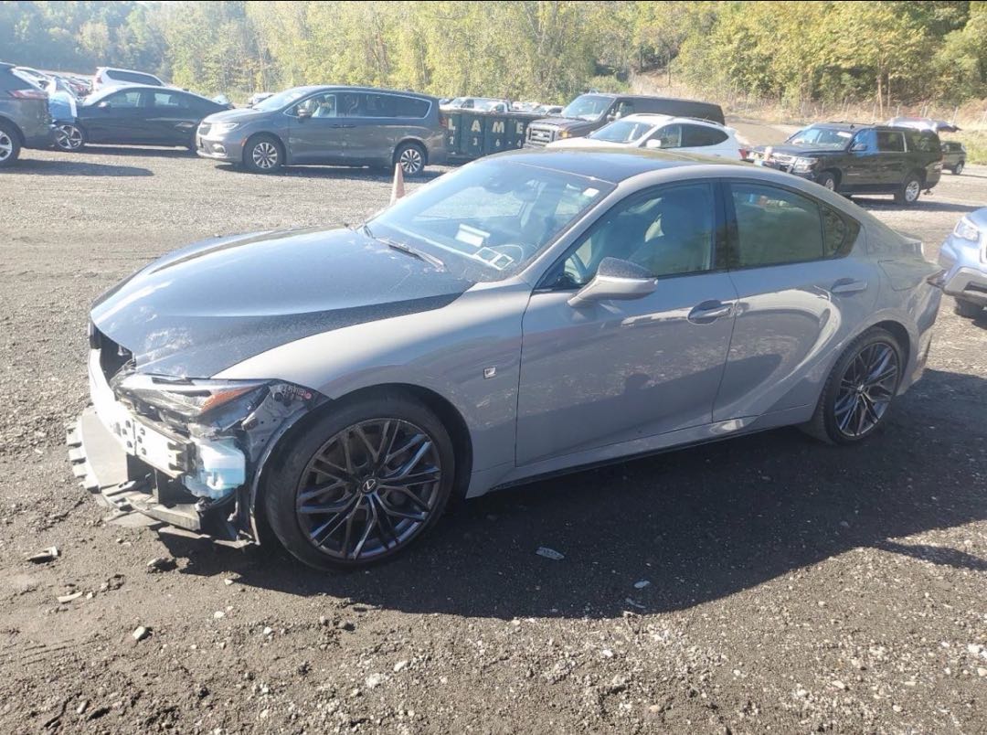 Main Car Image 2023 LEXUS IS