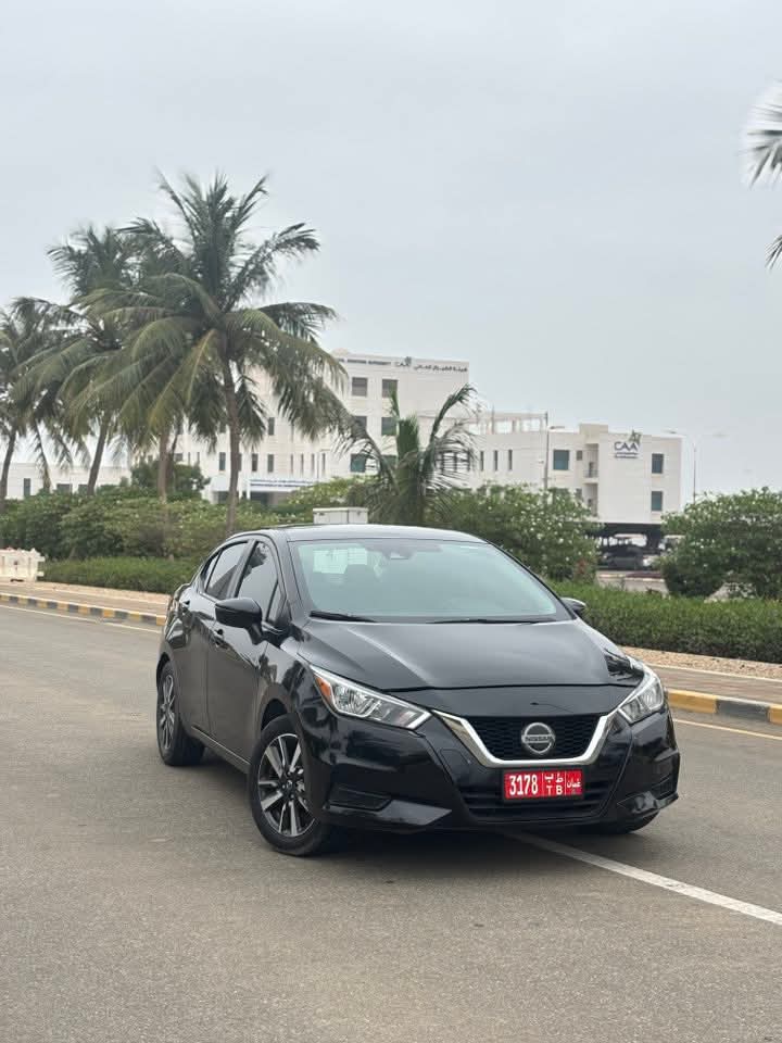 NISSAN VERSA 2021