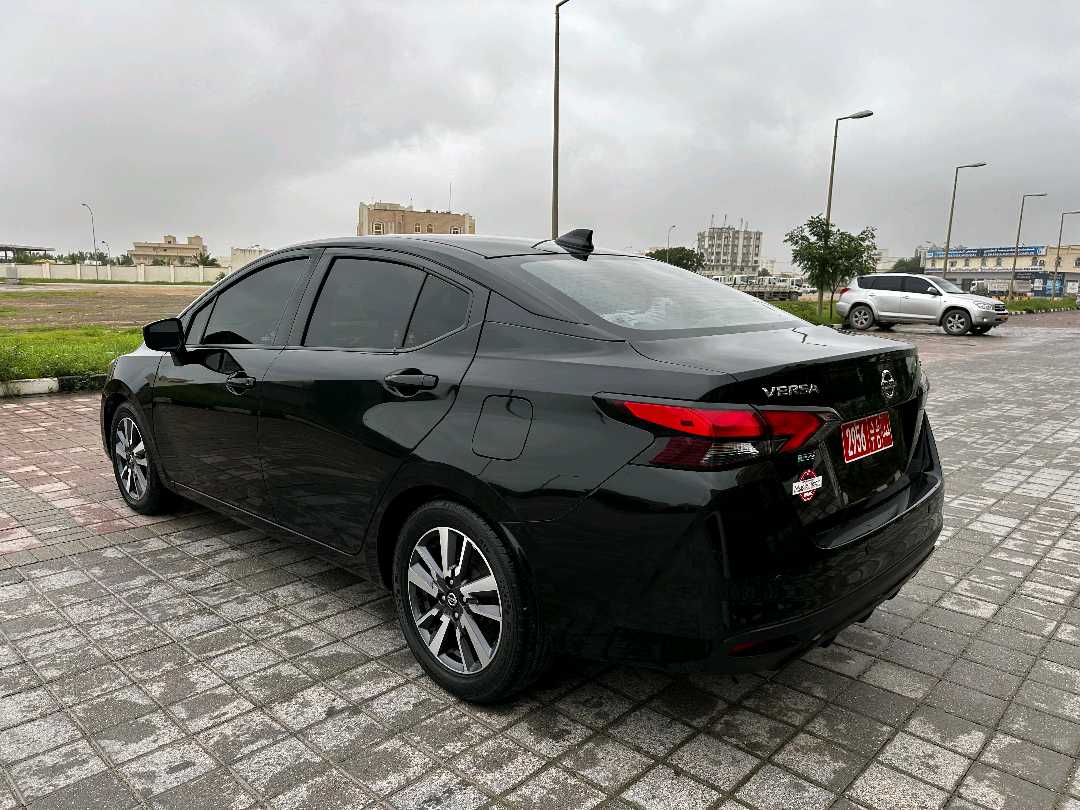 نيسان فيرسا 2020