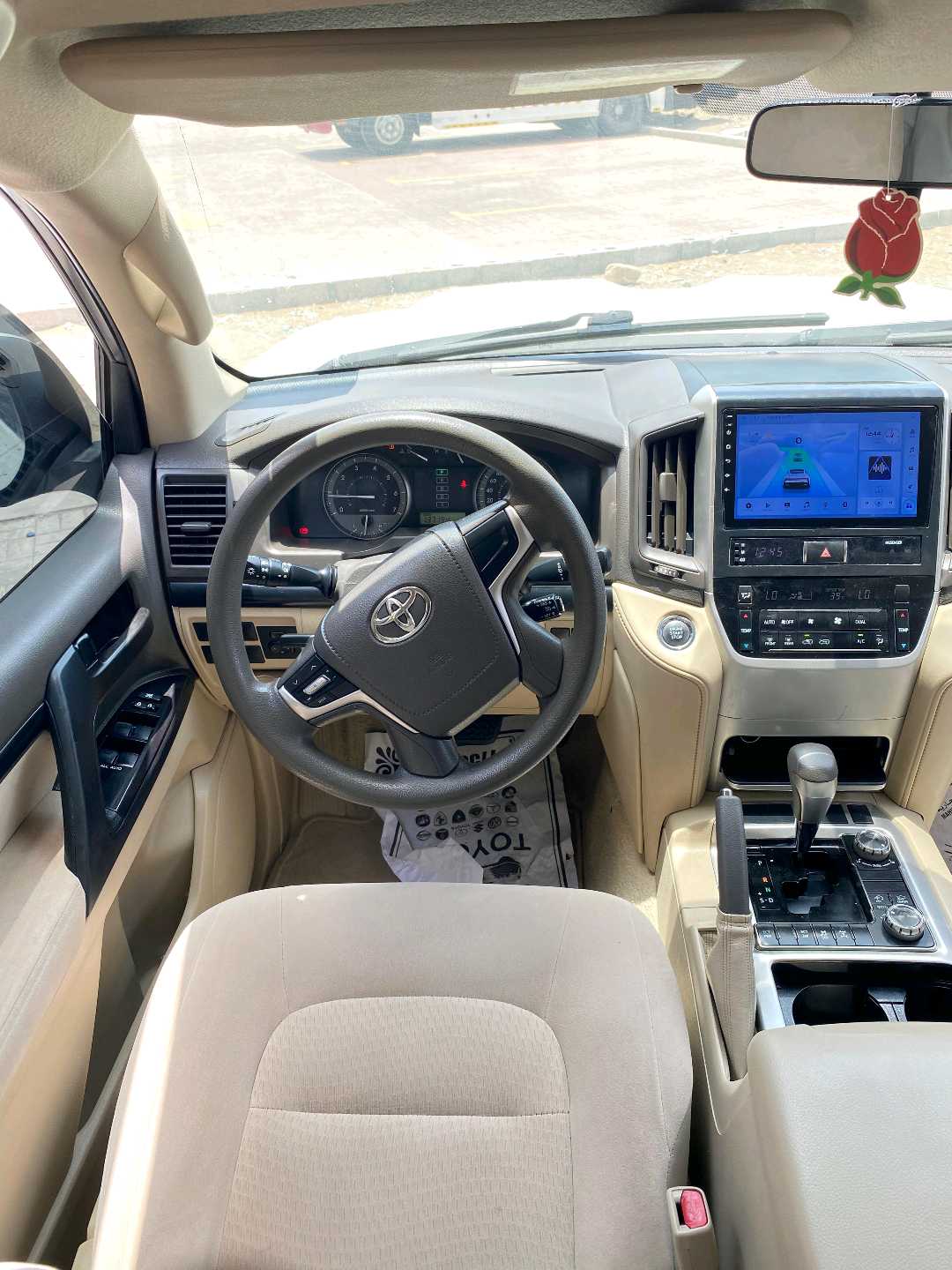 TOYOTA LAND CRUISER 2019