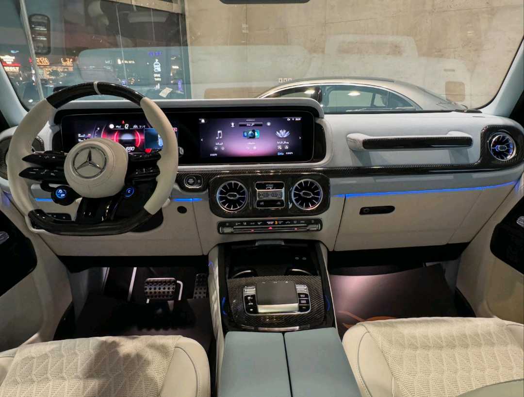 Car Image 2025 MERCEDES G CLASS 500