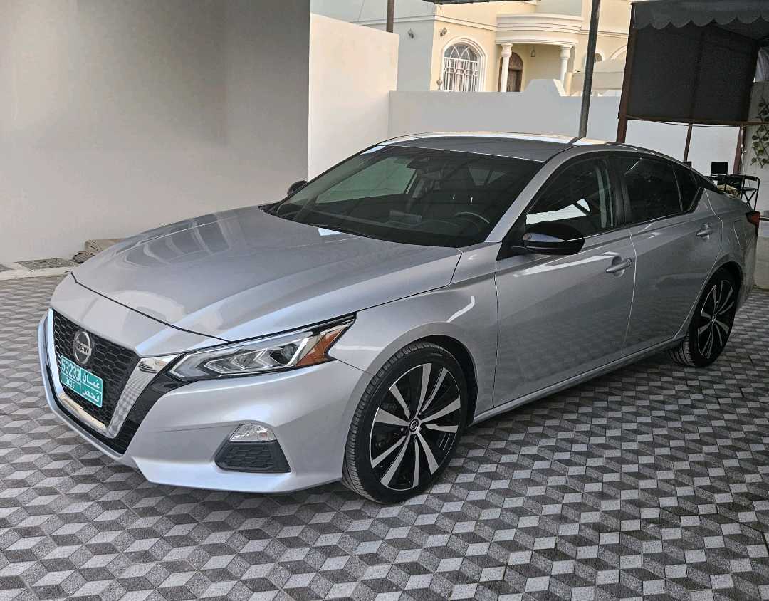 نيسان التيما SR 2020