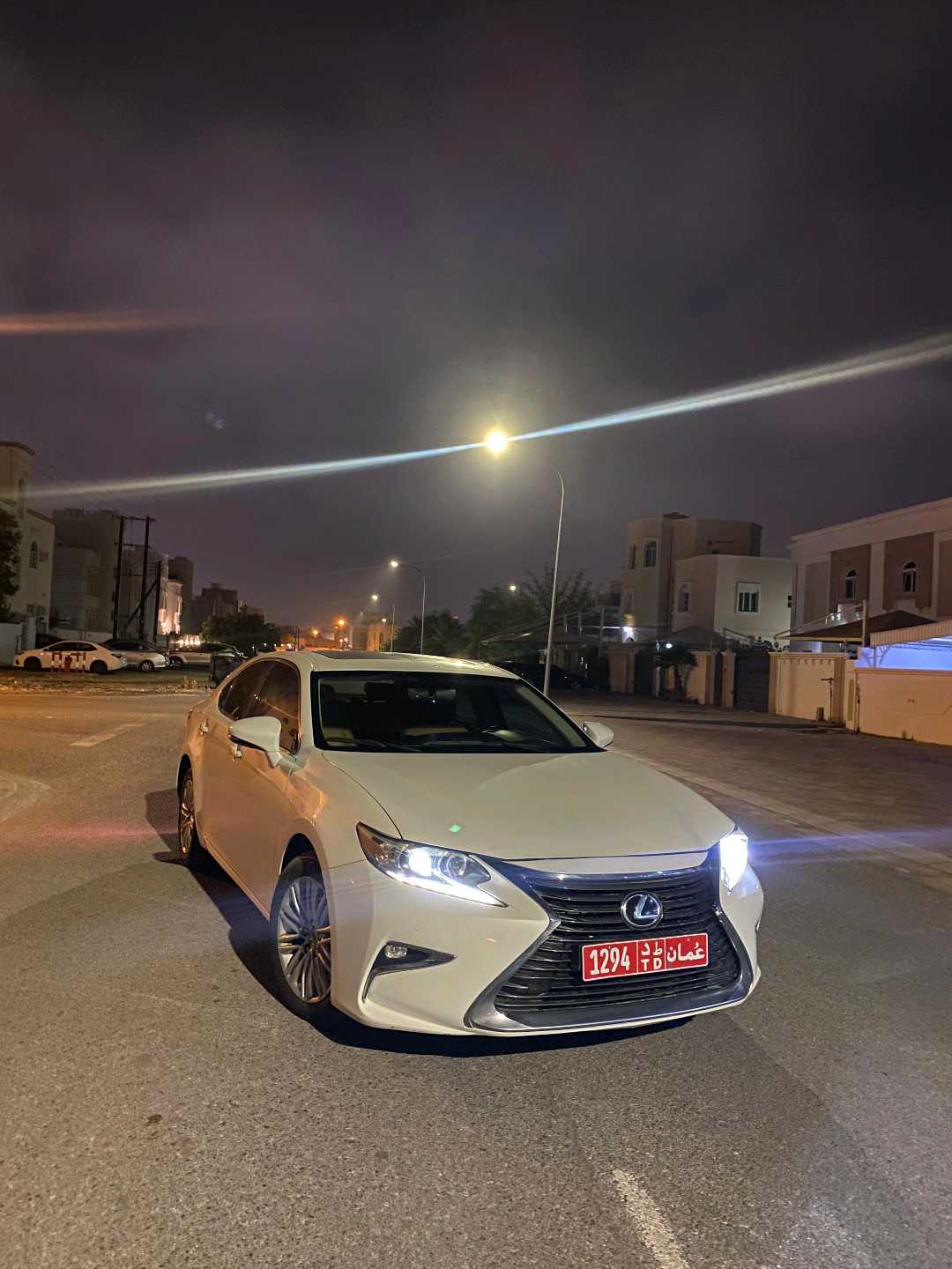 LEXUS ES 2018