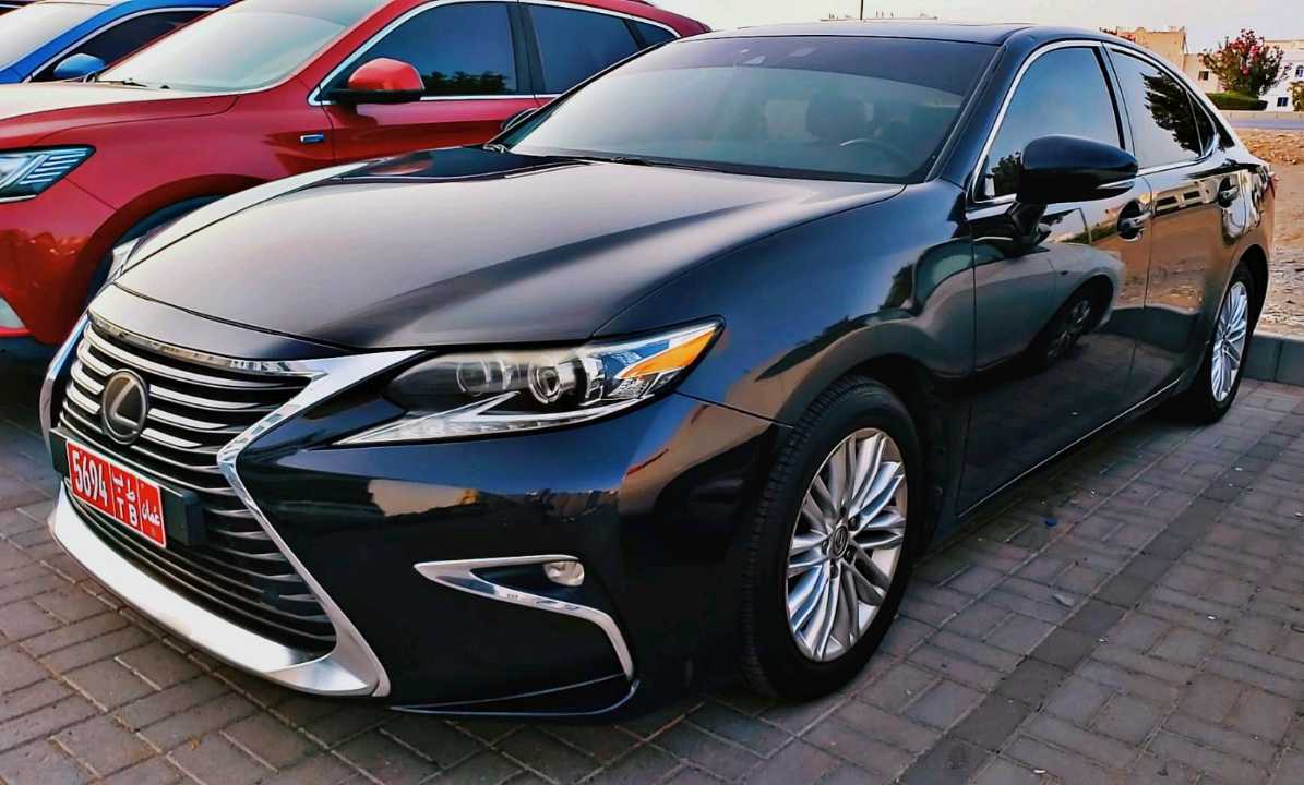 LEXUS ES 2018