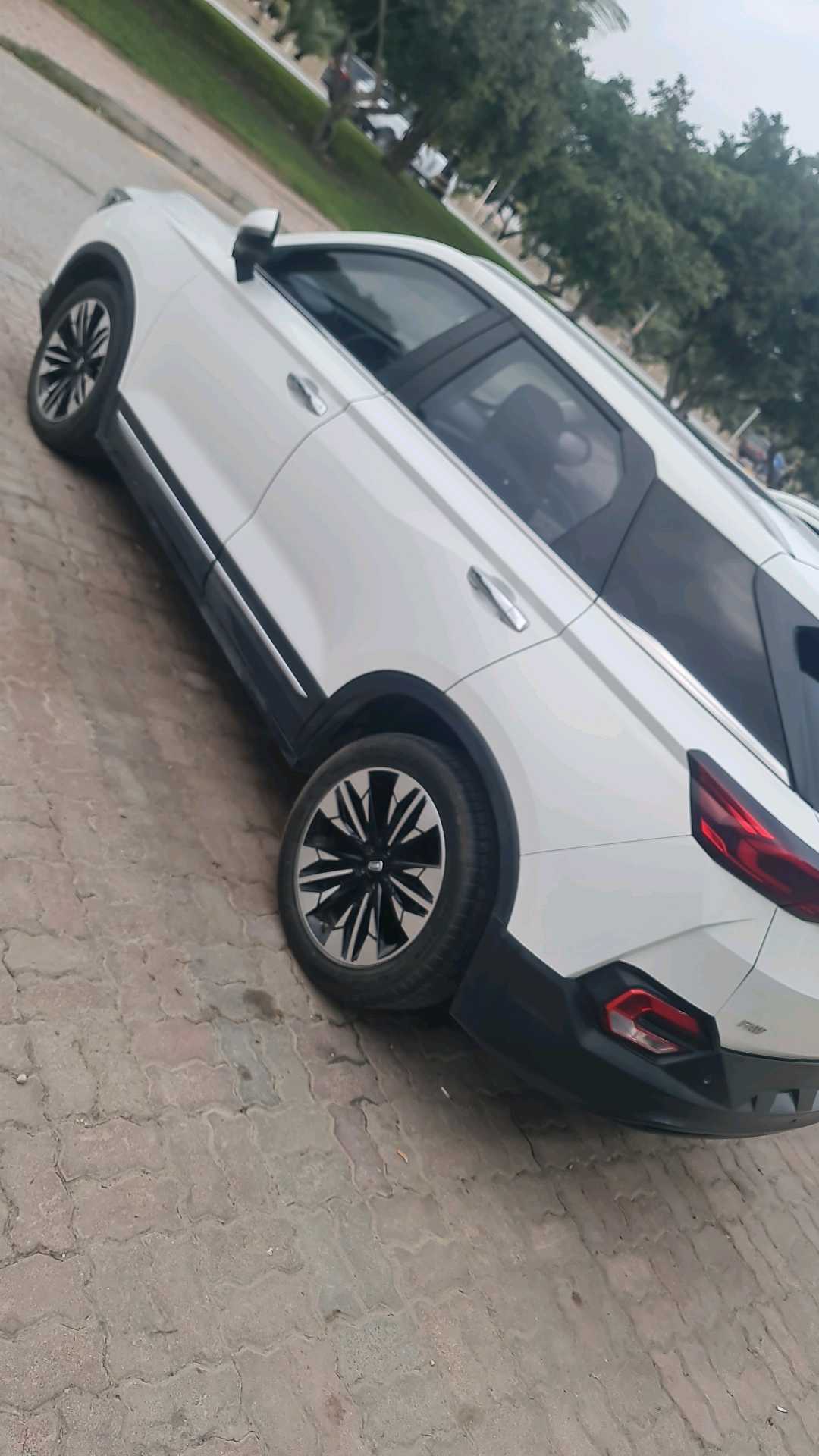 BESTUNE T77 2024