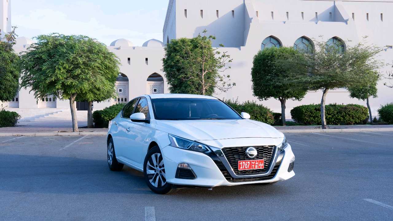 NISSAN ALTIMA 2020