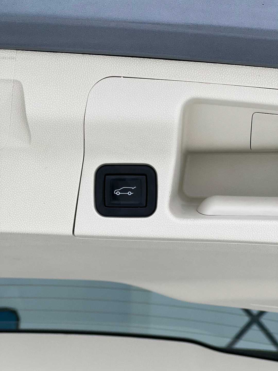 Car Image 2020 GMC ACADIA 