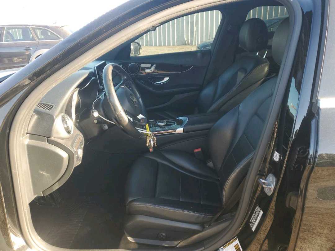 Car Image 2018 MERCEDES C Class