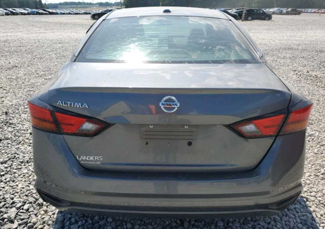 Car Image 2019 NISSAN ALTIMA