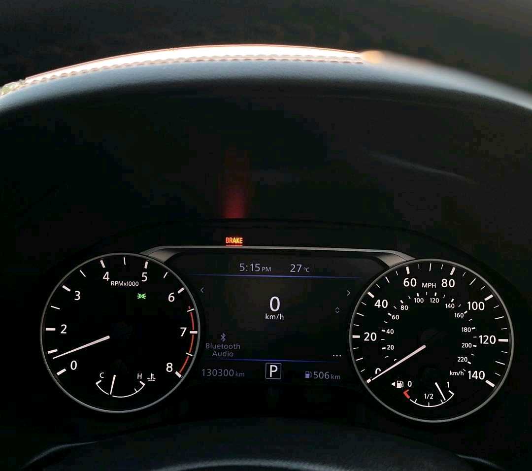Car Image 2019 NISSAN ALTIMA SR