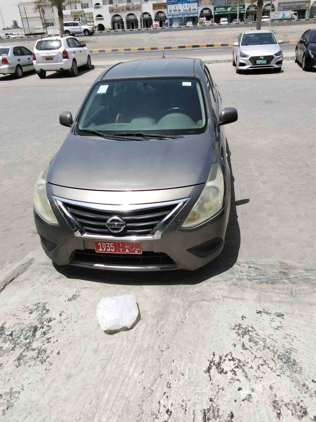 NISSAN SUNNY 2019