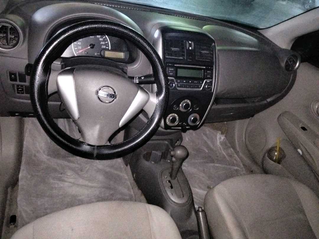 NISSAN SUNNY 2019