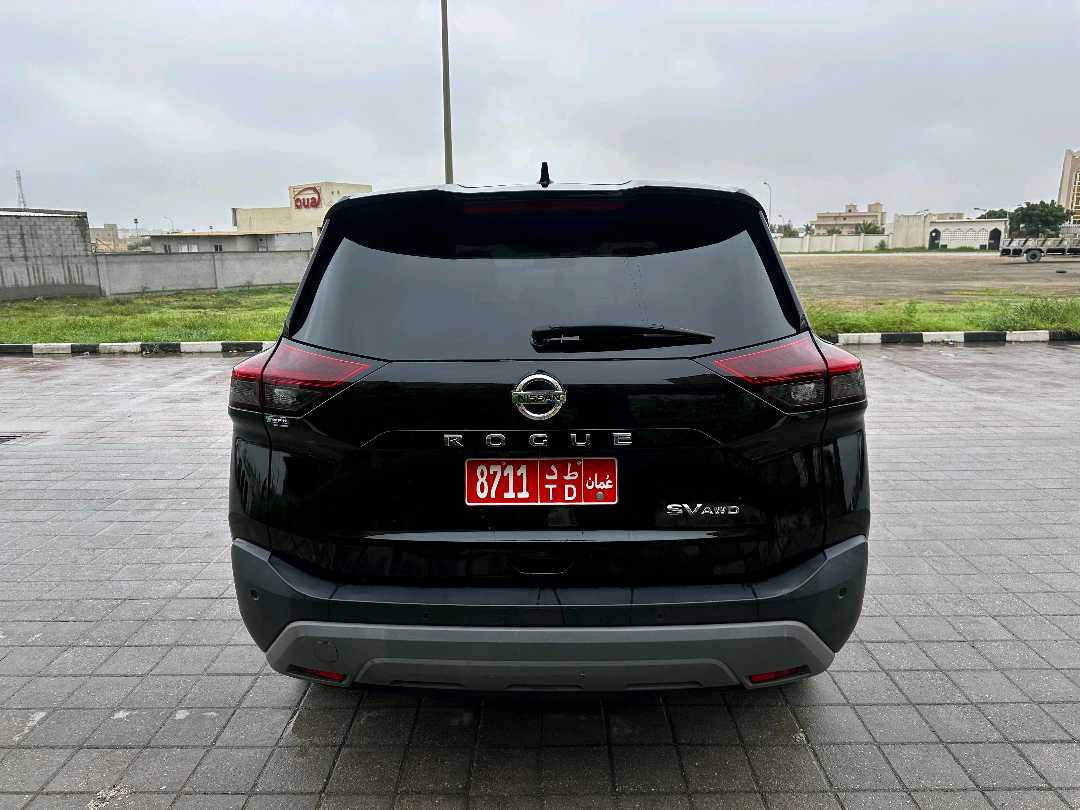 نيسان روج 2021
