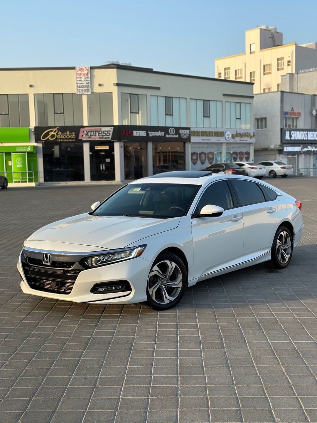 Car Image 2018 HONDA ACCORD EXL