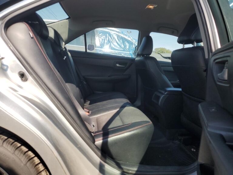 Car Image 2017 TOYOTA CAMRY