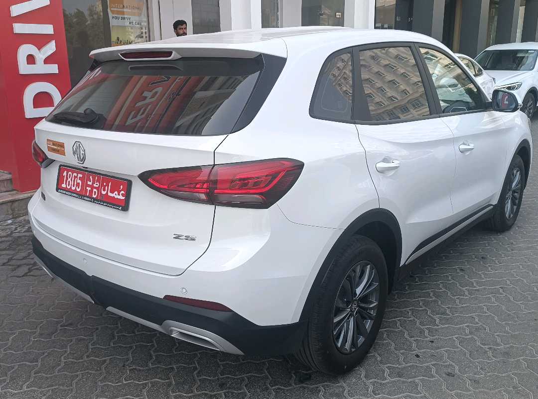 أم جي ZS EV 2025