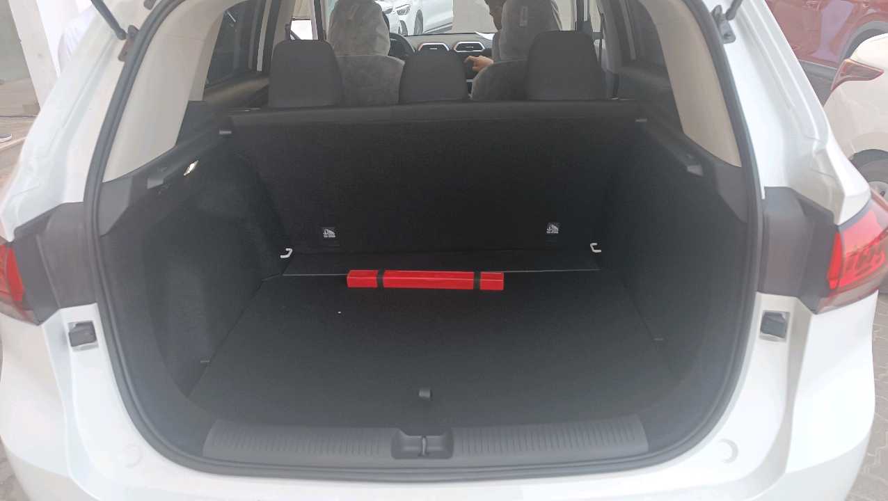 أم جي ZS EV 2025