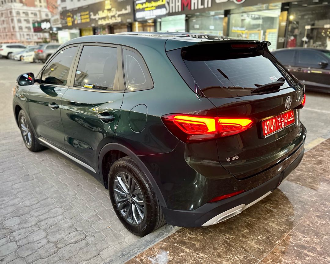أم جي ZS 2025