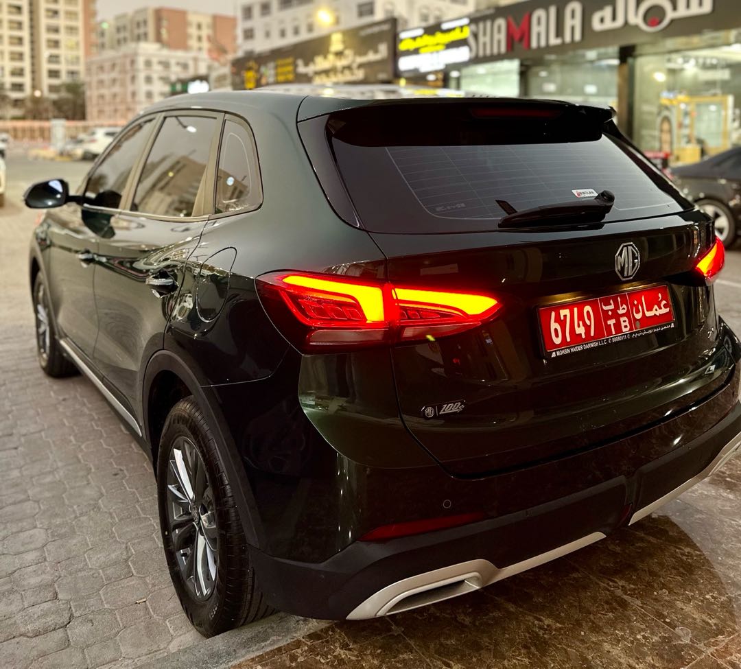 أم جي ZS 2025