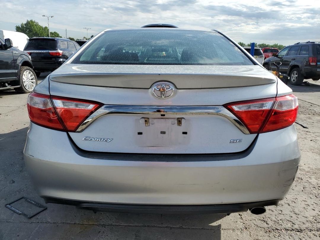 Car Image 2017 TOYOTA CAMRY