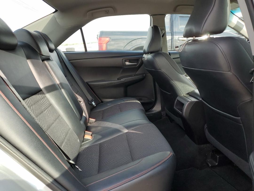 Car Image 2017 TOYOTA CAMRY