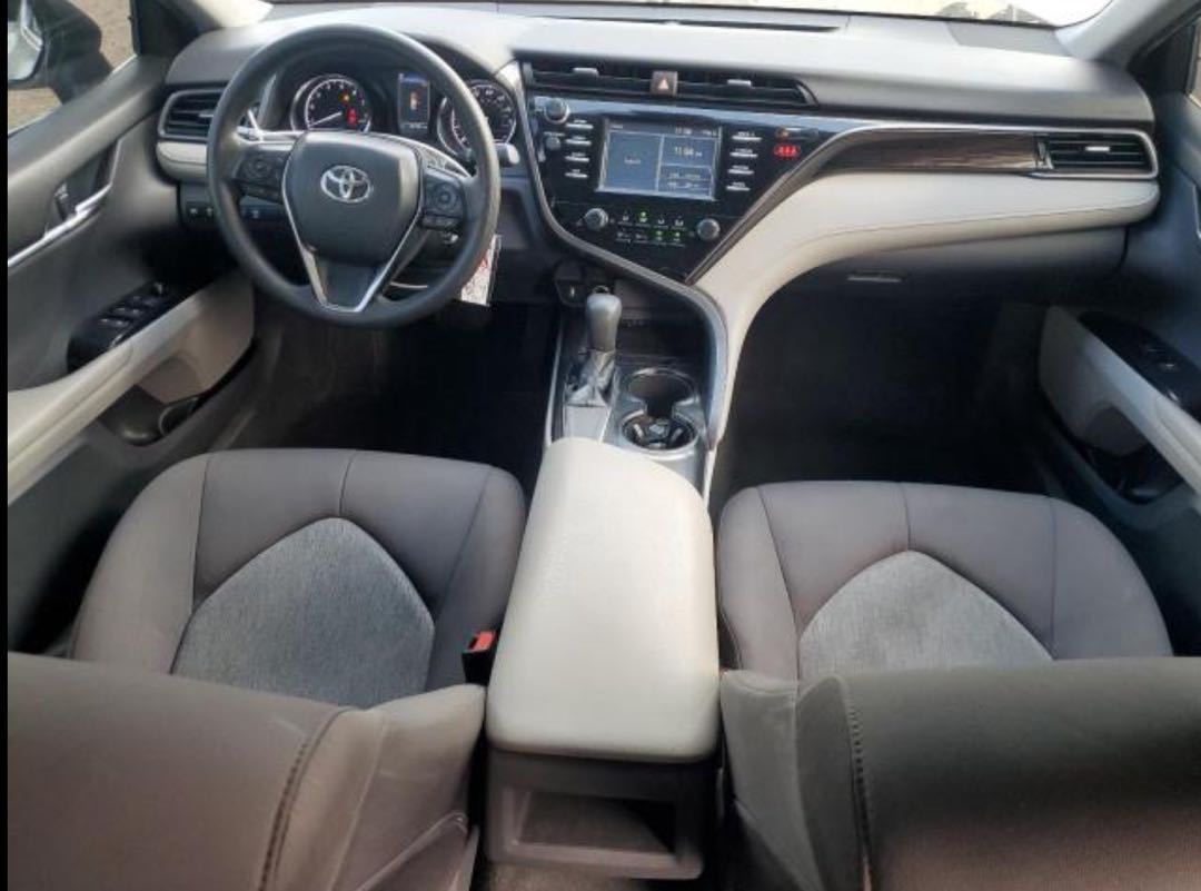 Car Image 2019 TOYOTA CAMRY