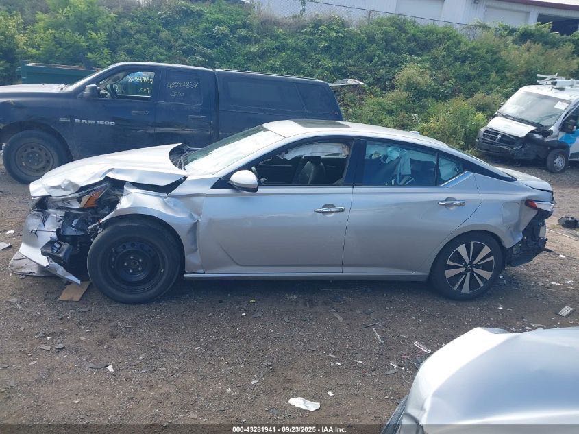 Car Image 2019 NISSAN ALTIMA