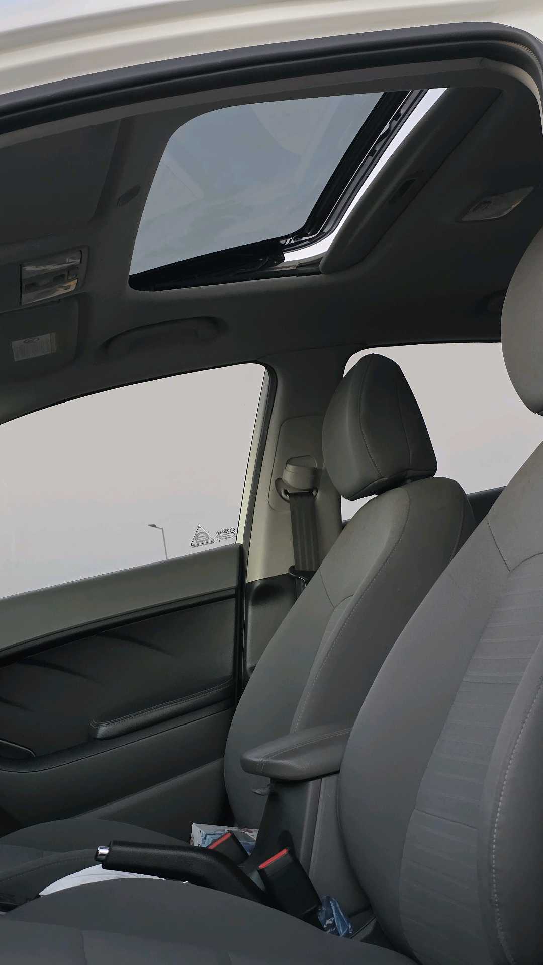 Car Image 2018 Kia CERATO 