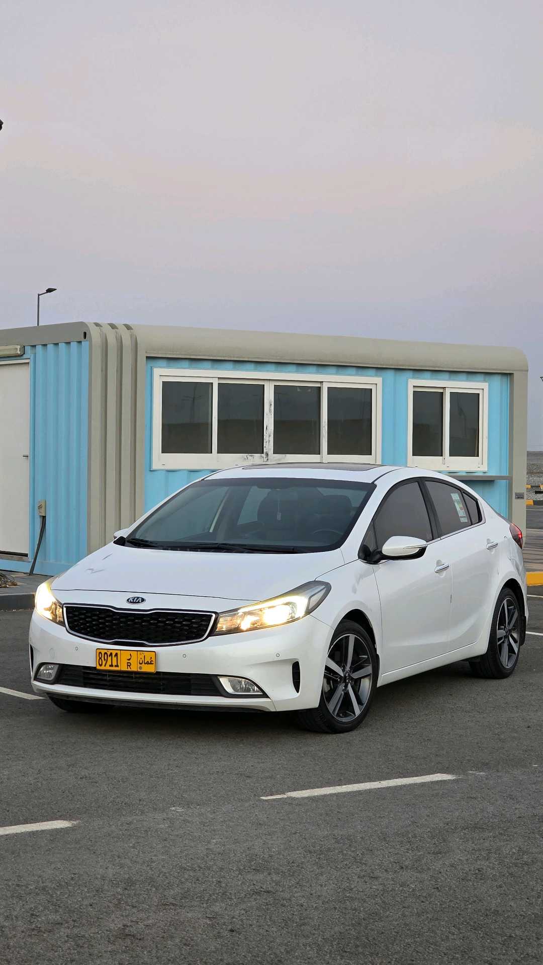 Car Image 2018 Kia CERATO 