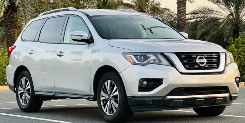 Car Image 2019 NISSAN PATHFINDER SV