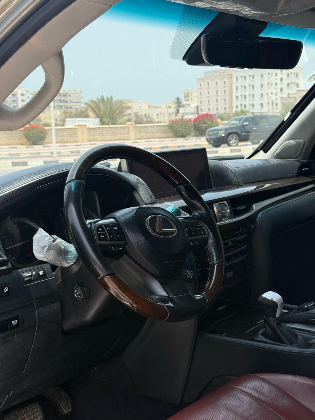 لكزس LX 2021