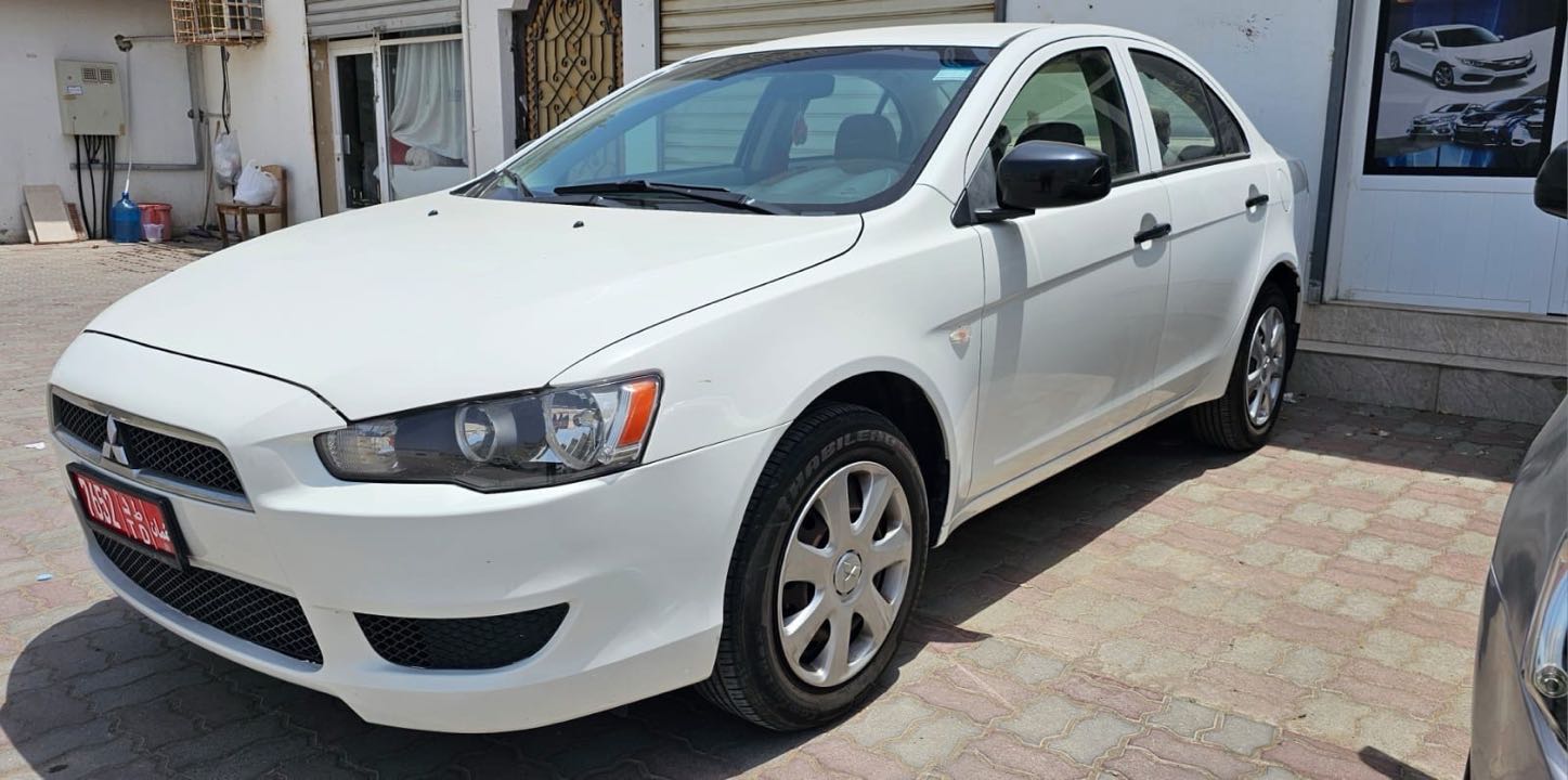 MITSUBISHI LANCER 2018